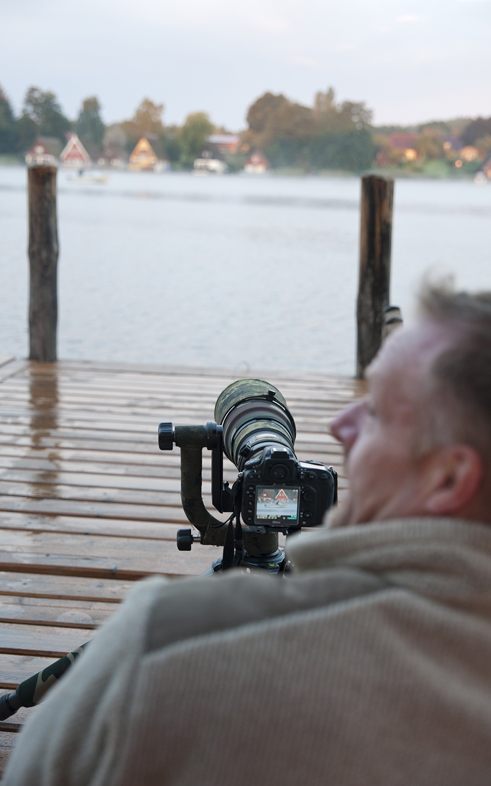 Angler vor den Mirower Bootshäusern, Mecklenburgische Seenplatte